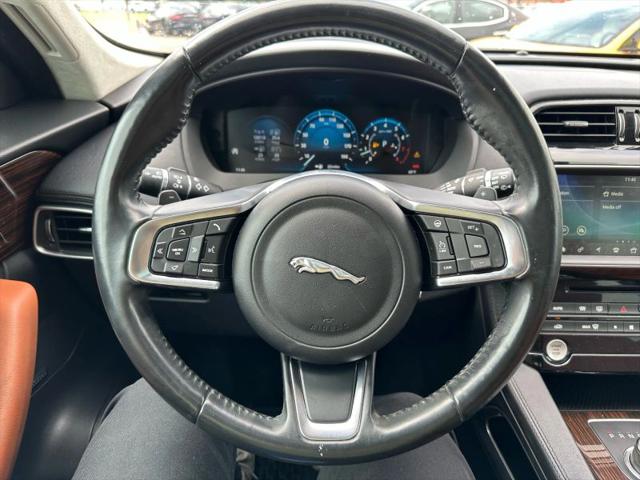 2019 Jaguar F-PACE S