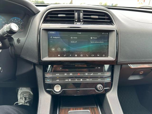 2019 Jaguar F-PACE S