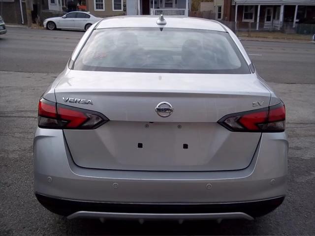 2021 Nissan Versa SV Xtronic CVT