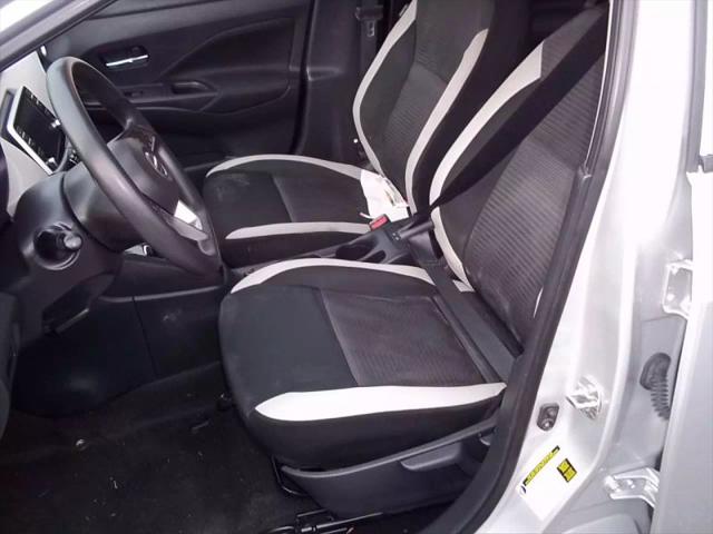 2021 Nissan Versa SV Xtronic CVT