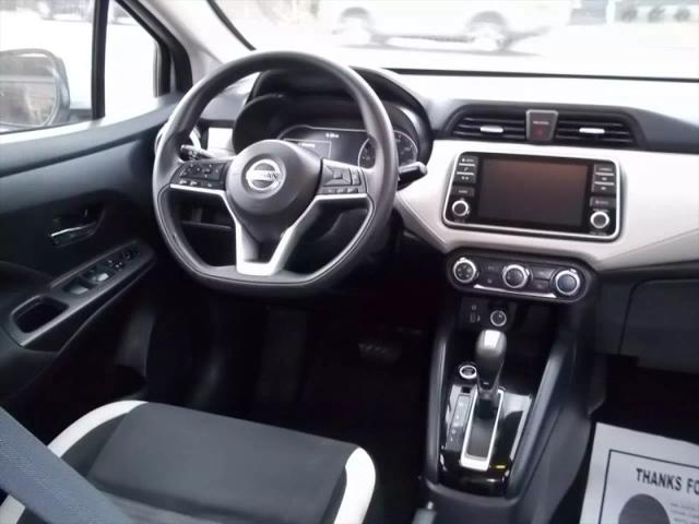 2021 Nissan Versa SV Xtronic CVT