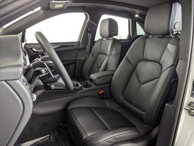 2026 Porsche Macan Unknown