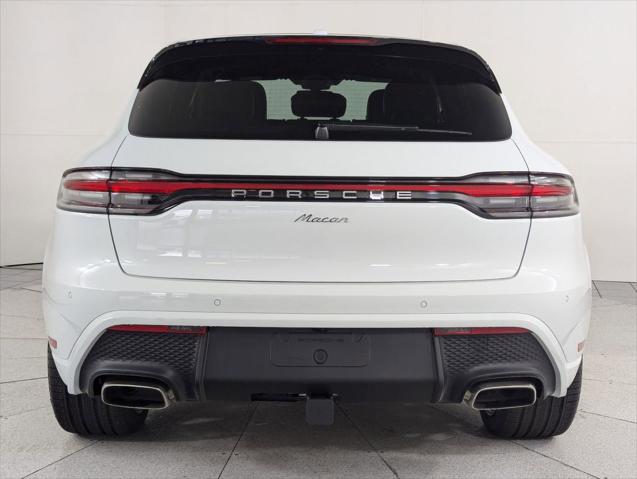 2026 Porsche Macan Unknown