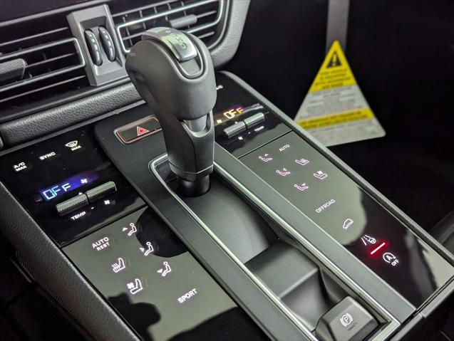 2026 Porsche Macan Unknown