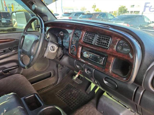 2000 Dodge Ram 3500 ST