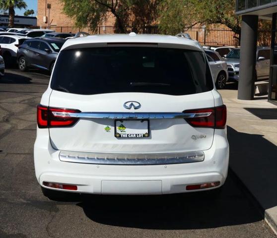 2022 INFINITI QX80 LUXE