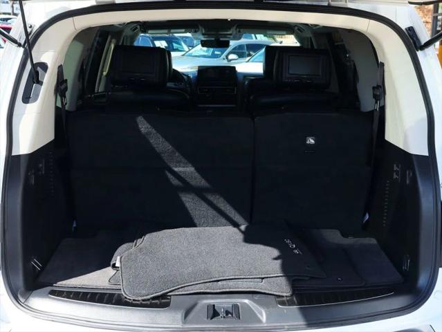 2022 INFINITI QX80 LUXE
