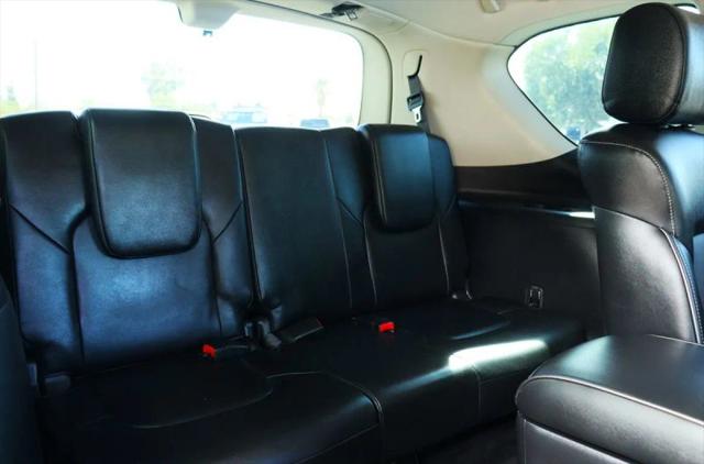2022 INFINITI QX80 LUXE