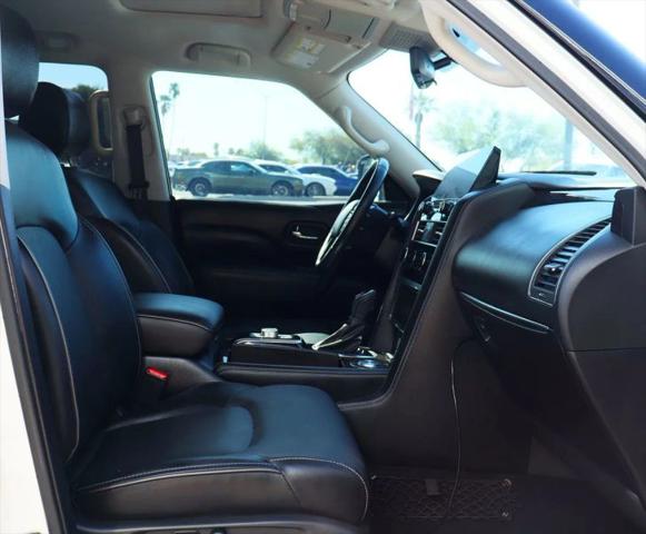 2022 INFINITI QX80 LUXE