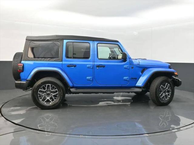 2025 Jeep Wrangler 4-Door Sahara 4x4