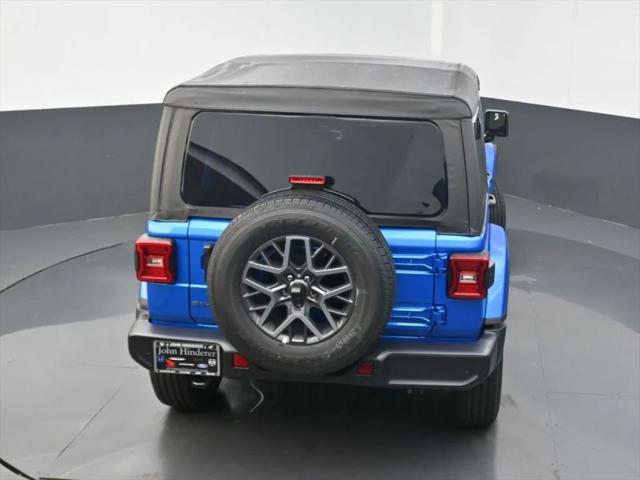 2025 Jeep Wrangler 4-Door Sahara 4x4