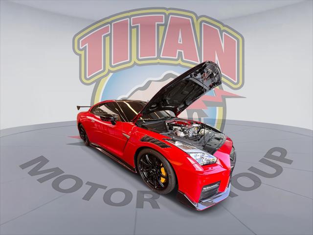 2023 Nissan GT-R NISMO Dual-clutch 6-Speed Transmission [2]