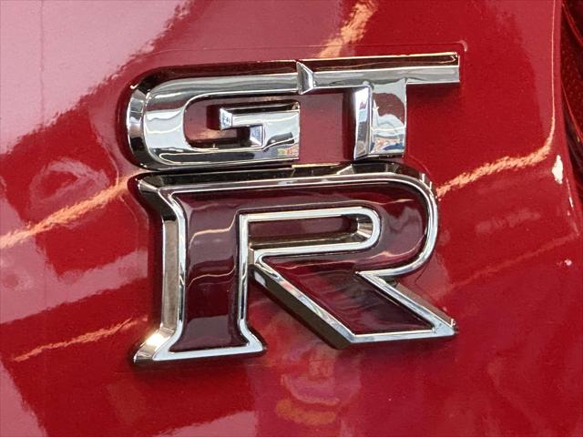 2023 Nissan GT-R NISMO Dual-clutch 6-Speed Transmission [7]