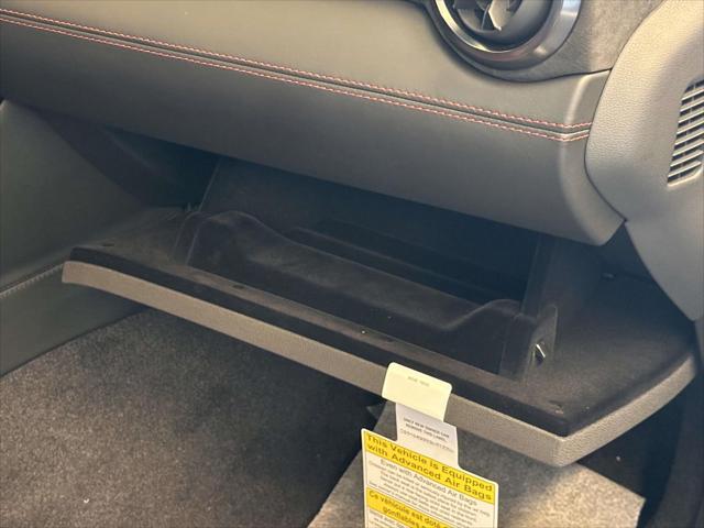 2023 Nissan GT-R NISMO Dual-clutch 6-Speed Transmission [20]