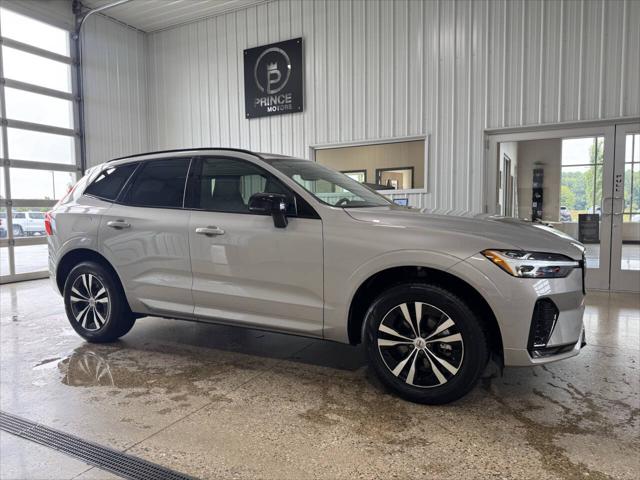 2024 Volvo XC60 B5 Core Dark Theme