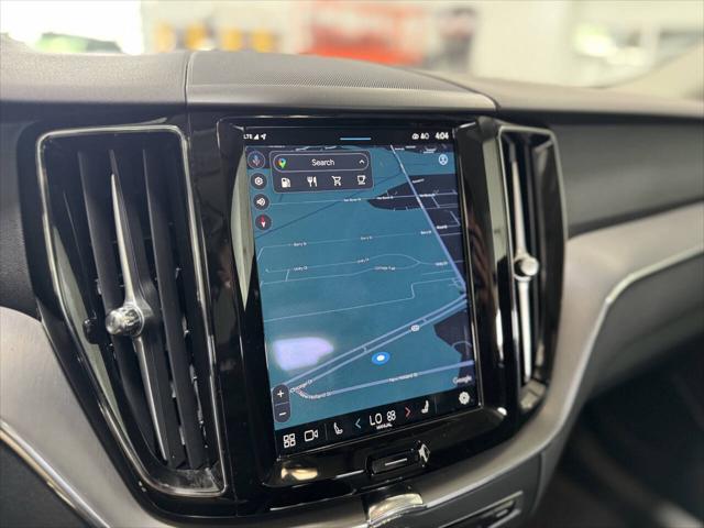 2024 Volvo XC60 B5 Core Dark Theme