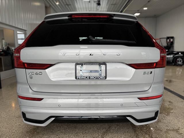 2024 Volvo XC60 B5 Core Dark Theme