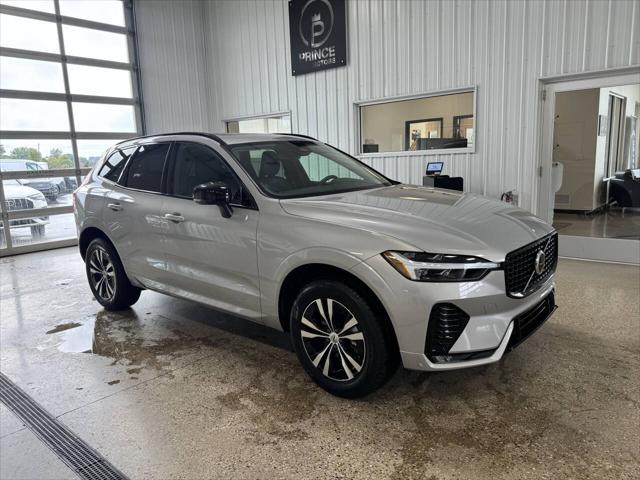 2024 Volvo XC60 B5 Core Dark Theme
