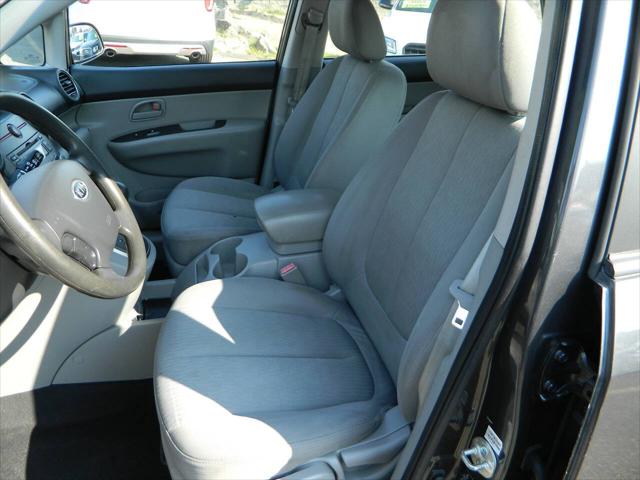 2008 Kia Rondo LX V6