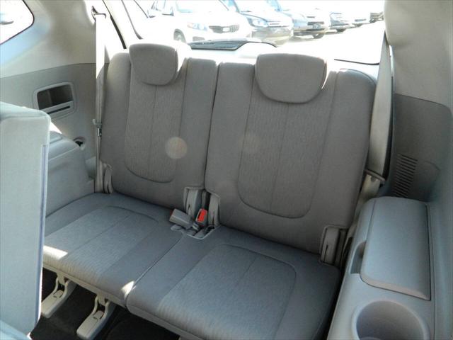 2008 Kia Rondo LX V6