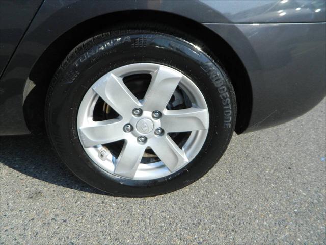 2008 Kia Rondo LX V6