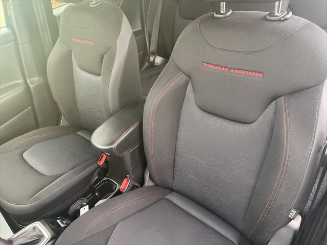 2023 Jeep Renegade Trailhawk 4x4