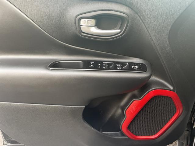 2023 Jeep Renegade Trailhawk 4x4