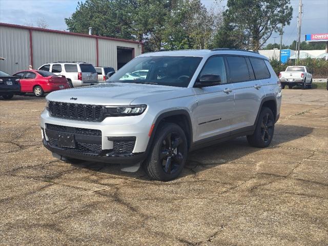 2023 Jeep Grand Cherokee L Altitude 4x4