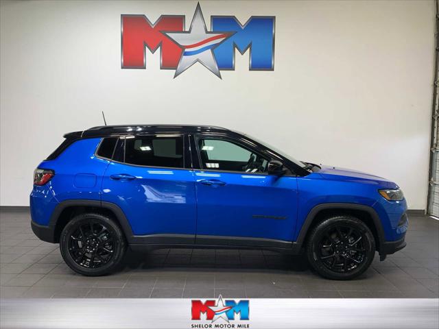 2022 Jeep Compass Altitude FWD