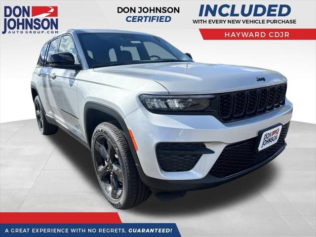 2025 Jeep Grand Cherokee GRAND CHEROKEE ALTITUDE 4X4 2025 Jeep Grand Cherokee GRAND CHEROKEE ALTITUDE 4X4