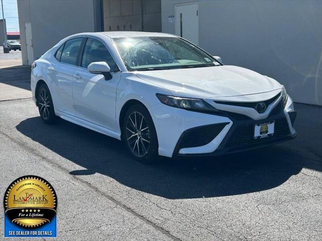 2023 Toyota Camry SE Auto (Natl)