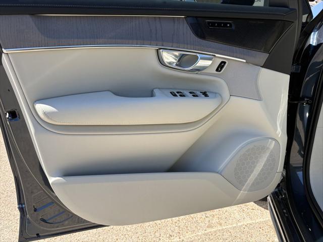2026 Volvo XC90 B6 Ultra 7-Seater