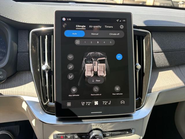2026 Volvo XC90 B6 Ultra 7-Seater