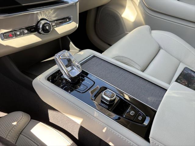 2026 Volvo XC90 B6 Ultra 7-Seater