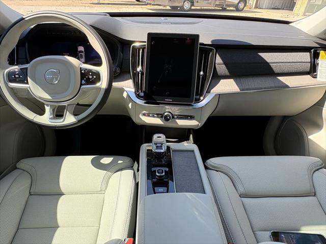 2026 Volvo XC90 B6 Ultra 7-Seater