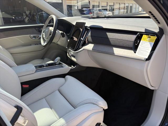 2026 Volvo XC90 B6 Ultra 7-Seater