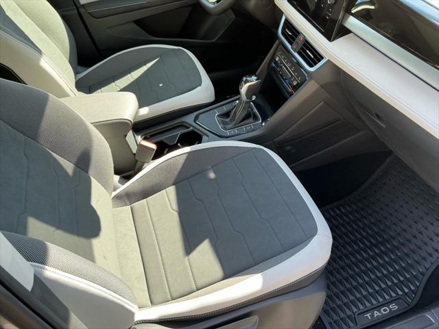 2025 Volkswagen Taos 1.5T SE