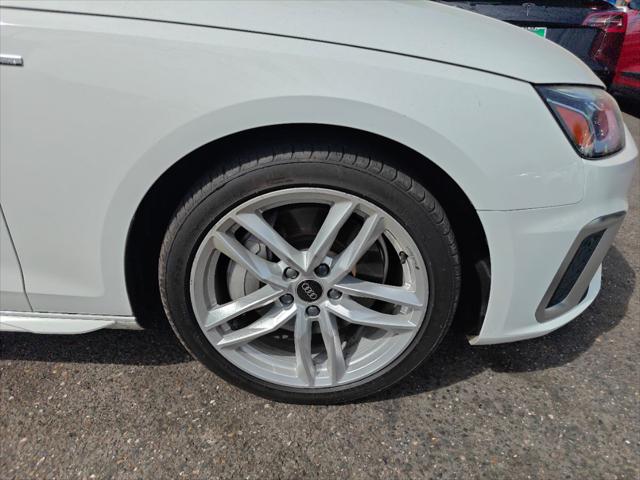 2023 Audi A4 Premium Plus 45 TFSI S line quattro S tronic