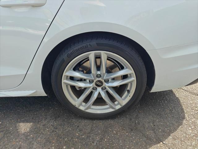 2023 Audi A4 Premium Plus 45 TFSI S line quattro S tronic