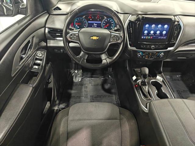 2022 Chevrolet Traverse AWD LT Cloth