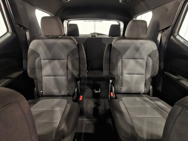 2022 Chevrolet Traverse AWD LT Cloth