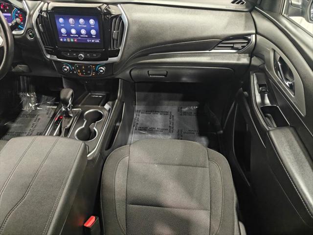 2022 Chevrolet Traverse AWD LT Cloth