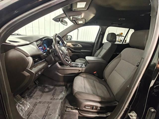 2022 Chevrolet Traverse AWD LT Cloth