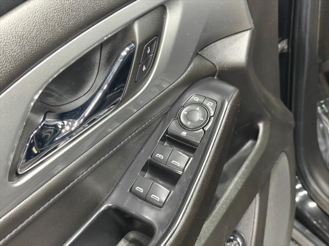 2022 Chevrolet Traverse AWD LT Cloth