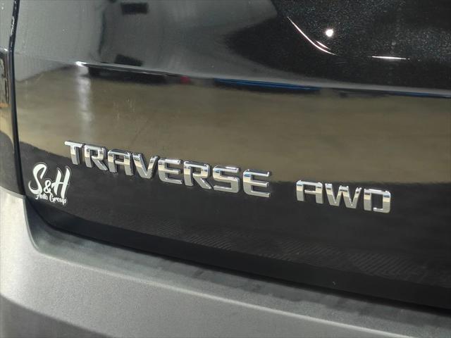 2022 Chevrolet Traverse AWD LT Cloth