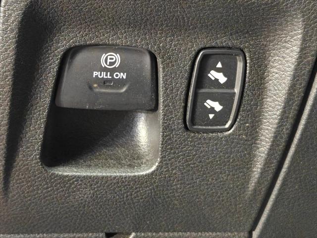 2023 Ram 1500 Big Horn Crew Cab 4x4 57 Box