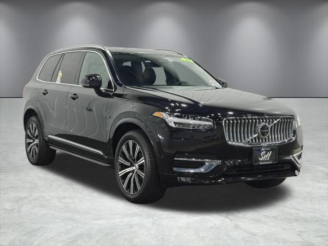 2024 Volvo XC90 B6 Plus Bright Theme 7-Seater