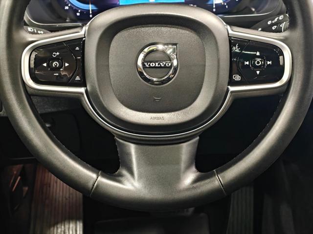 2024 Volvo XC90 B6 Plus Bright Theme 7-Seater