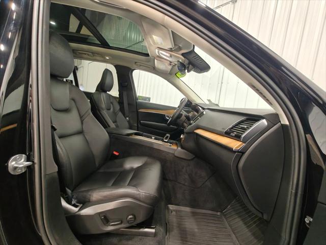 2024 Volvo XC90 B6 Plus Bright Theme 7-Seater