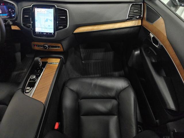 2024 Volvo XC90 B6 Plus Bright Theme 7-Seater